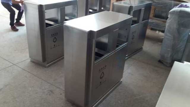 這款戶外不銹鋼垃圾桶價格貴不貴?