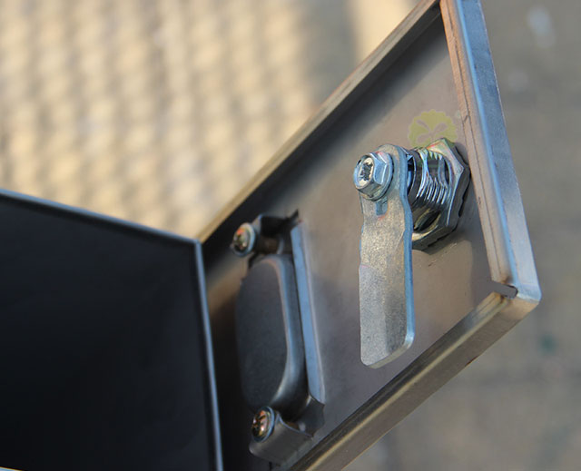 方形不銹鋼戶外滅煙柱四面滅煙口